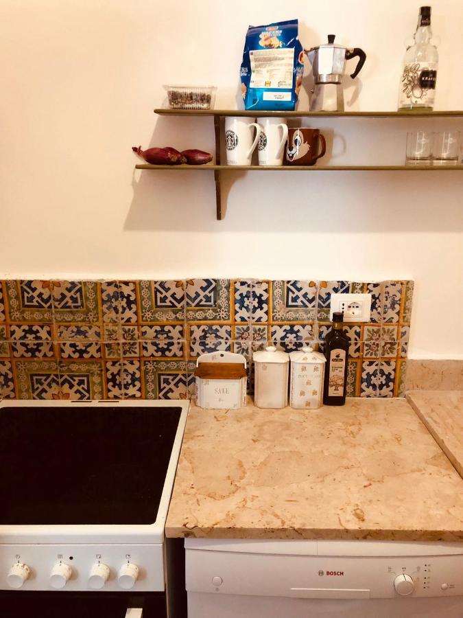 Donna Jona Appartement Trapani Buitenkant foto