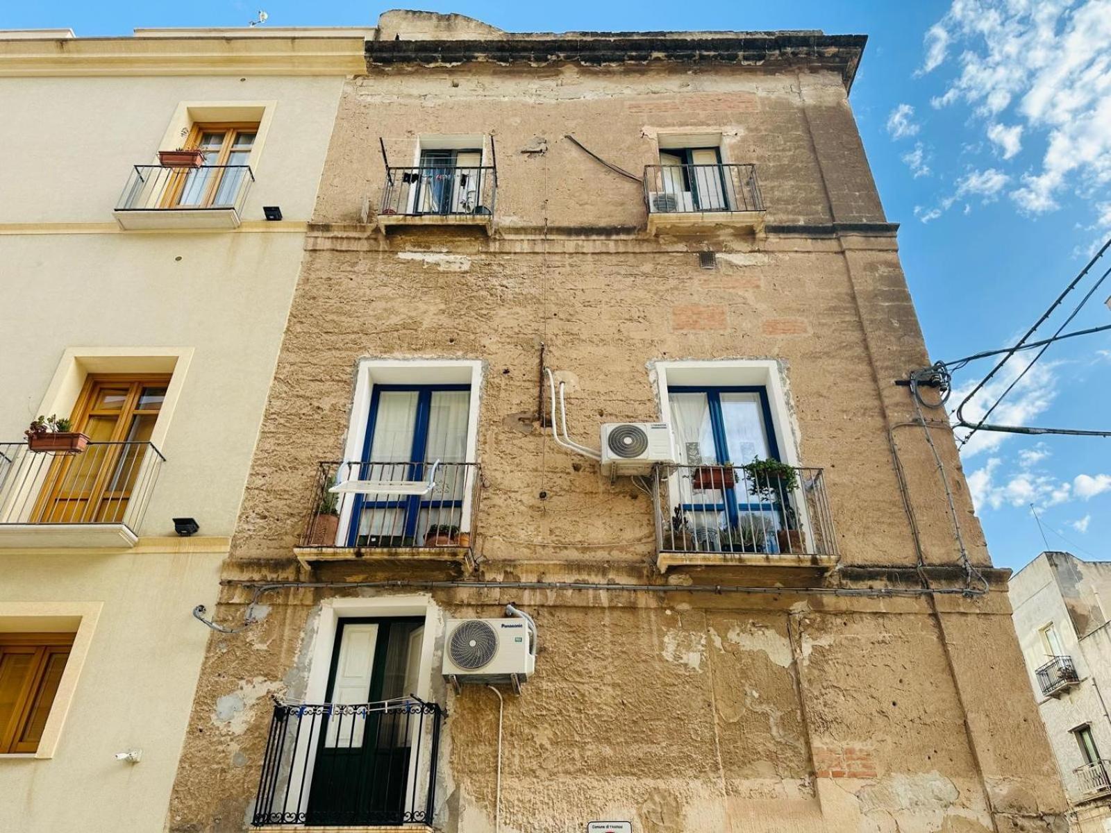 Donna Jona Appartement Trapani Buitenkant foto